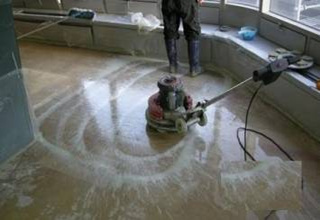 ���z�شu����